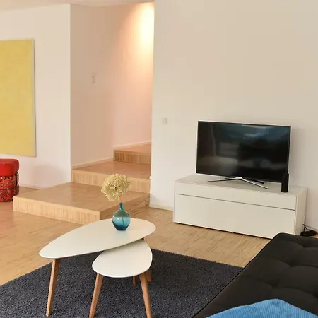 Moderne Wohnung, Nahe Koln, Messewohnung *